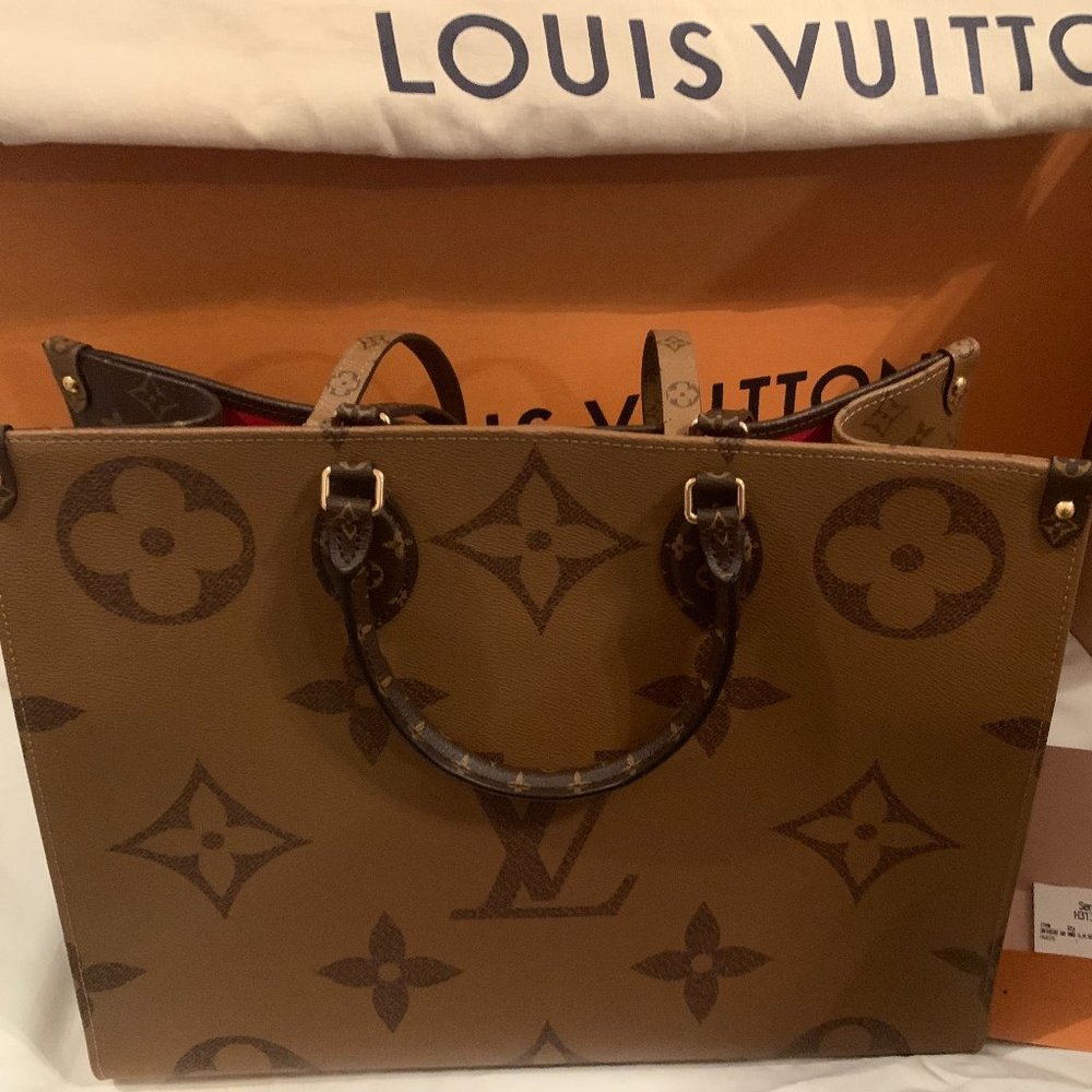 Louis Vuitton OnTheGo GM